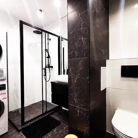 Gliniana ~ Self Check-in 24h ~ Lift Daire Wroclaw