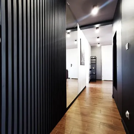 Daire Gliniana ~ Self Check-in 24h ~ Lift Wroclaw