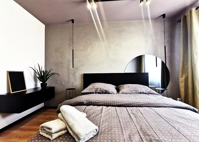 Apartment Gliniana ~ Self Check-in 24h ~ Lift Wroclaw